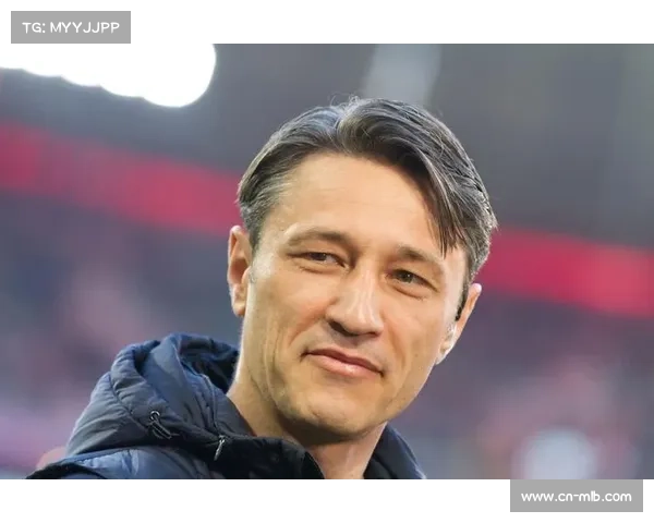 科瓦奇依靠吉拉西终结能力突破密集防守 多特蒙德352阵型实战解析